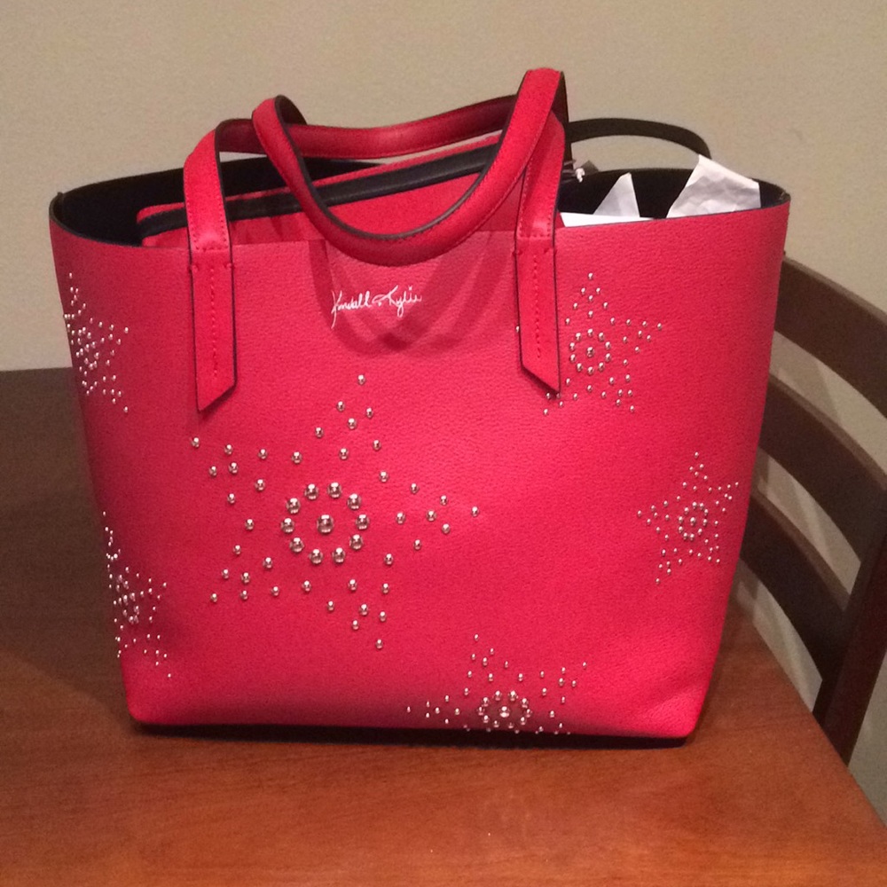 NWT Kendall & Kylie red star tote